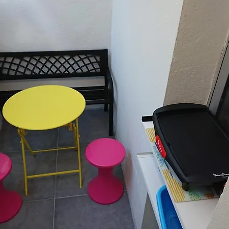 T3 Guynemer 1er Etage A 80 M Linge De Lit Fourni Daire