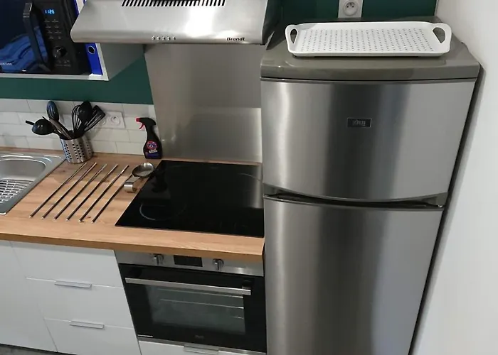 T3 Guynemer 1er Etage A 80 M Linge De Lit Fourni 公寓